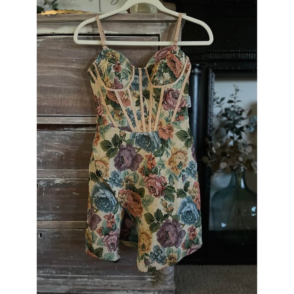 NWT Fashion Nova Floral Tapestry Corset Mini Dress Ren Faire Cottage Bodycon - Picture 2 of 11